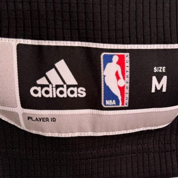 Adidas NBA Chicago Bulls 2011 Long Sleeve Jersey M Black Red - Picture 4 of 7